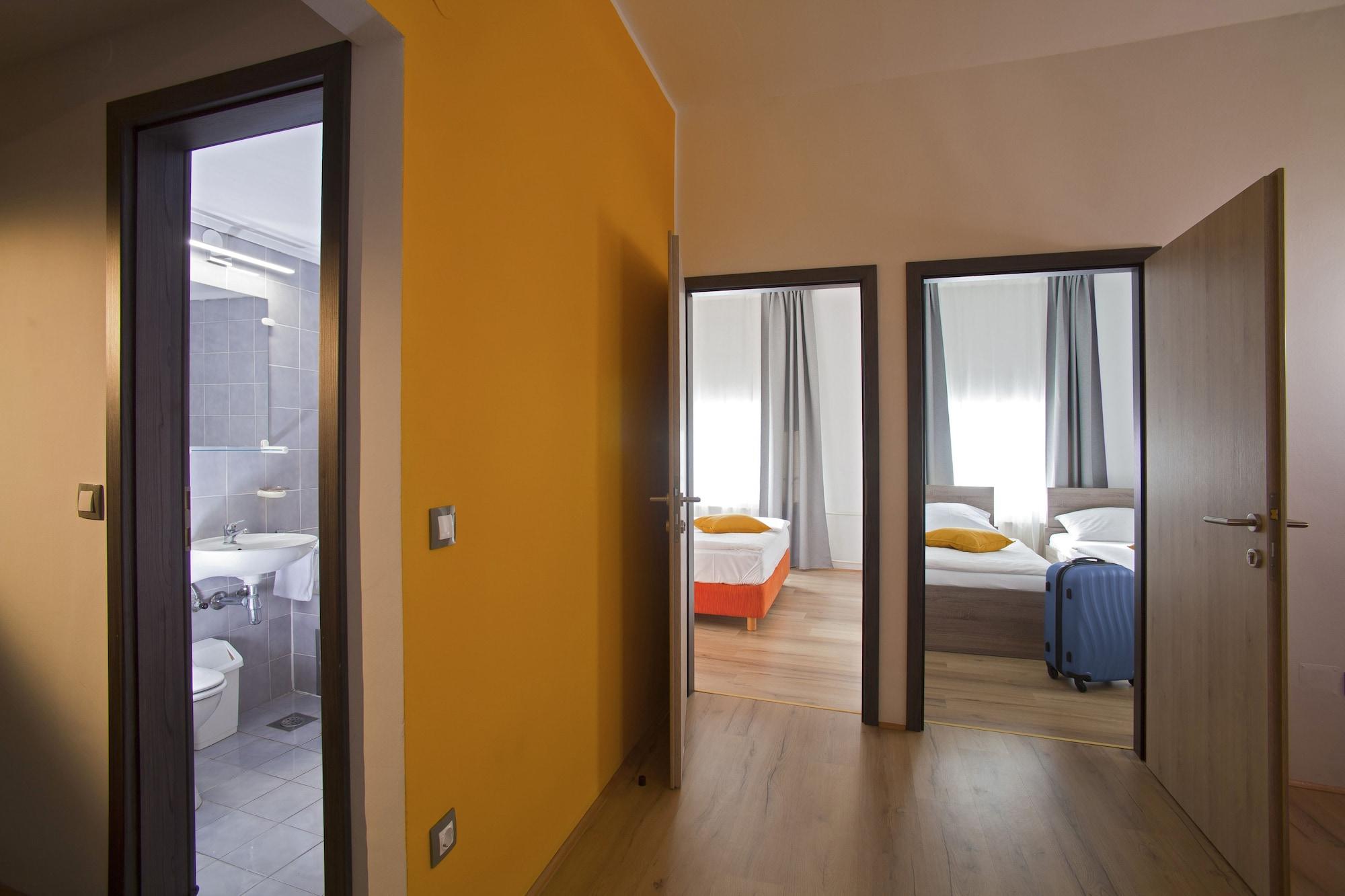 B&B Hotel Maribor Uni Hostel Bagian luar foto