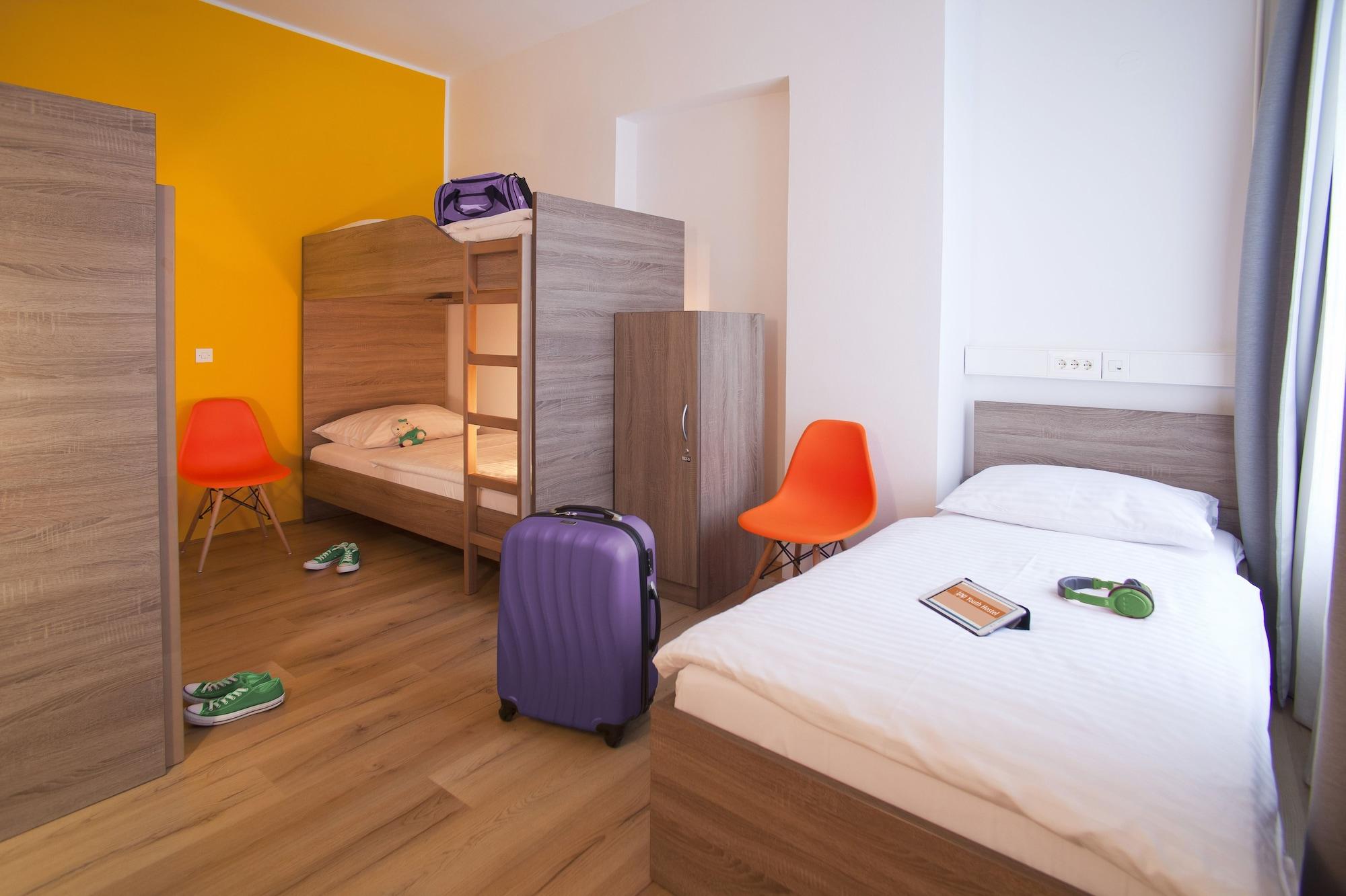 B&B Hotel Maribor Uni Hostel Bagian luar foto